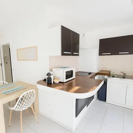 Olivea - Ecrin Fleuri, Terrasse & A 5 Min Αντίμπ