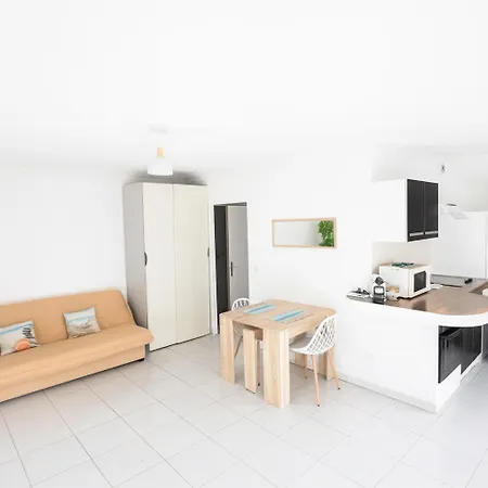 Olivea - Ecrin Fleuri, Terrasse & A 5 Min Апартаменти *