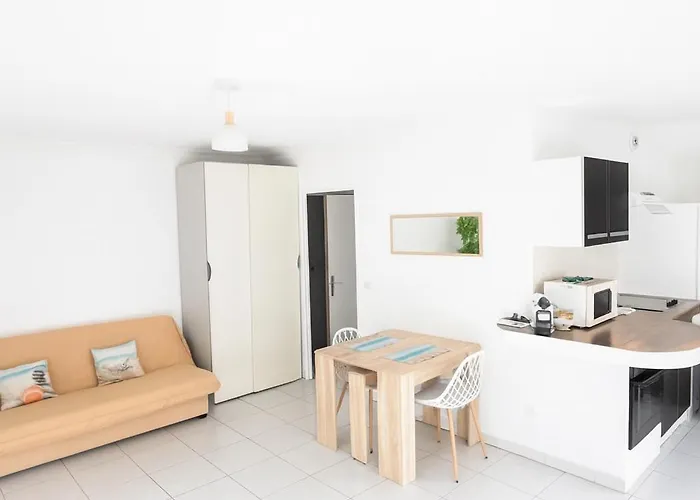 Olivea - Ecrin Fleuri, Terrasse & A 5 Min Lejlighed *